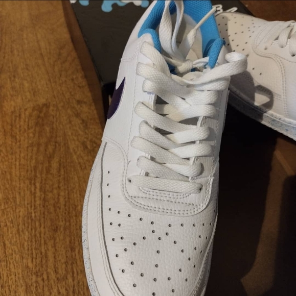 Custom painted court vision low. Women's size 10. Like new - Picture 6 of 8